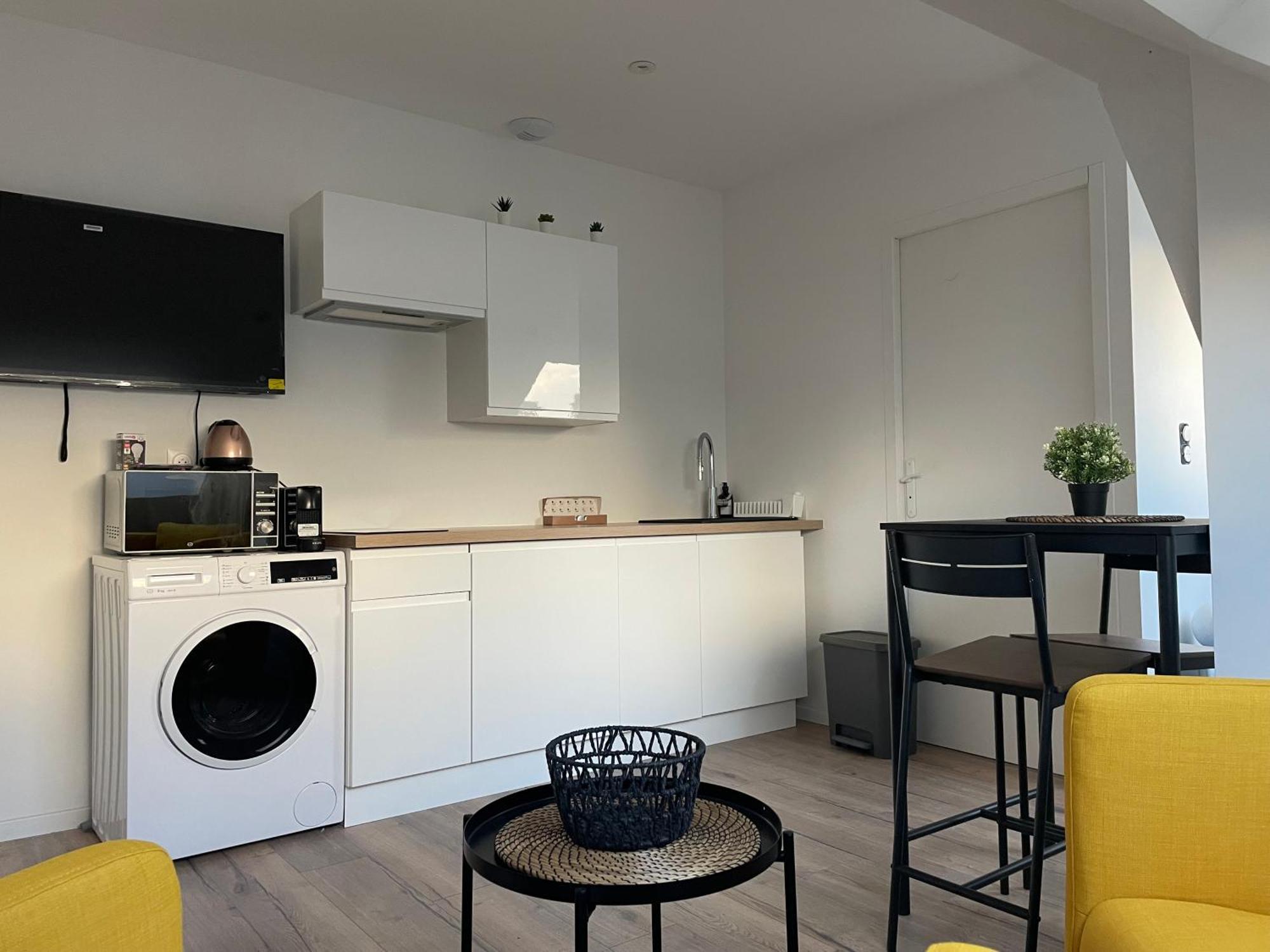 304 - Hyper Centre - Integralement Renove - Toutes Commodites A Pied *